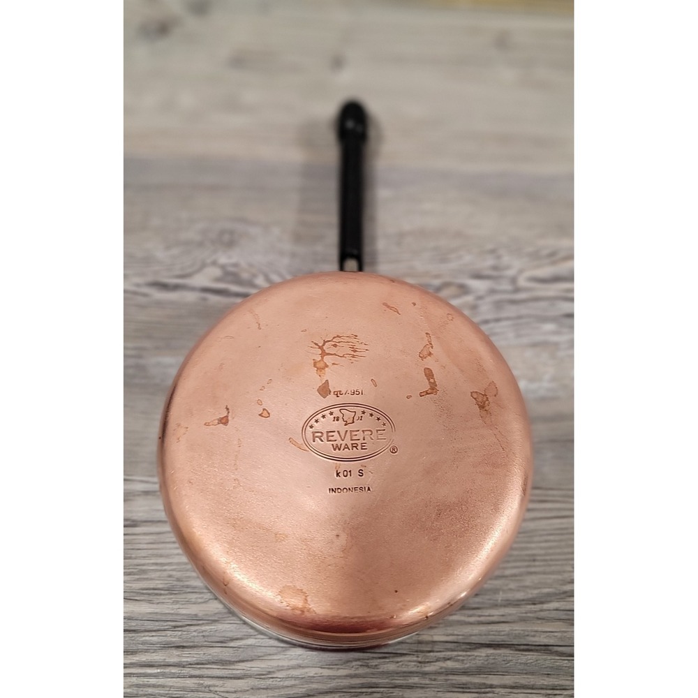Vintage Revere Ware 1qt Sauce Pan W/ lid great condition made Indonesia copper